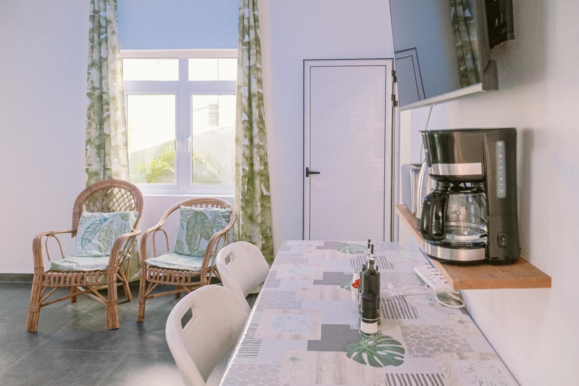 The Perfect Getaway Apartment Гранд Байе Екстериор снимка